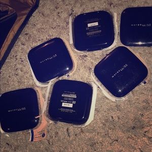 Maybelline shine free pressed powder in Soft Cameo